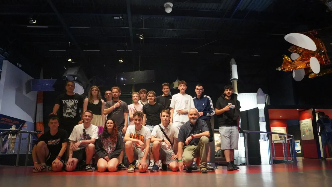 Mobilità di Gruppo: Green Economy e Robotica a Hengelo