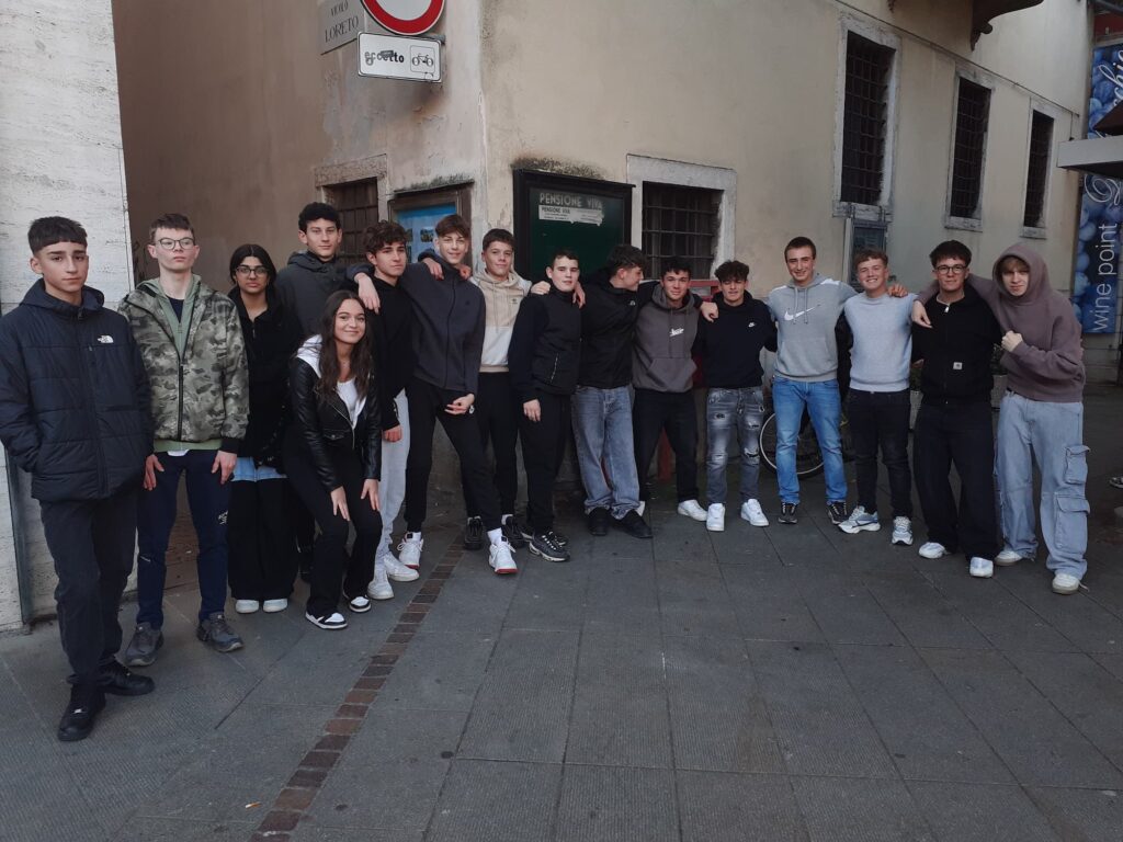 2024 - proiezione del film il ragazzo dai pantaloni rosa 1